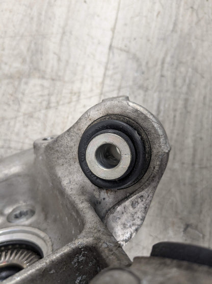 OEM BMW G01 X3 30i 30iX M40iX REAR Right Passenger Knuckle Hub Spindle Bearing