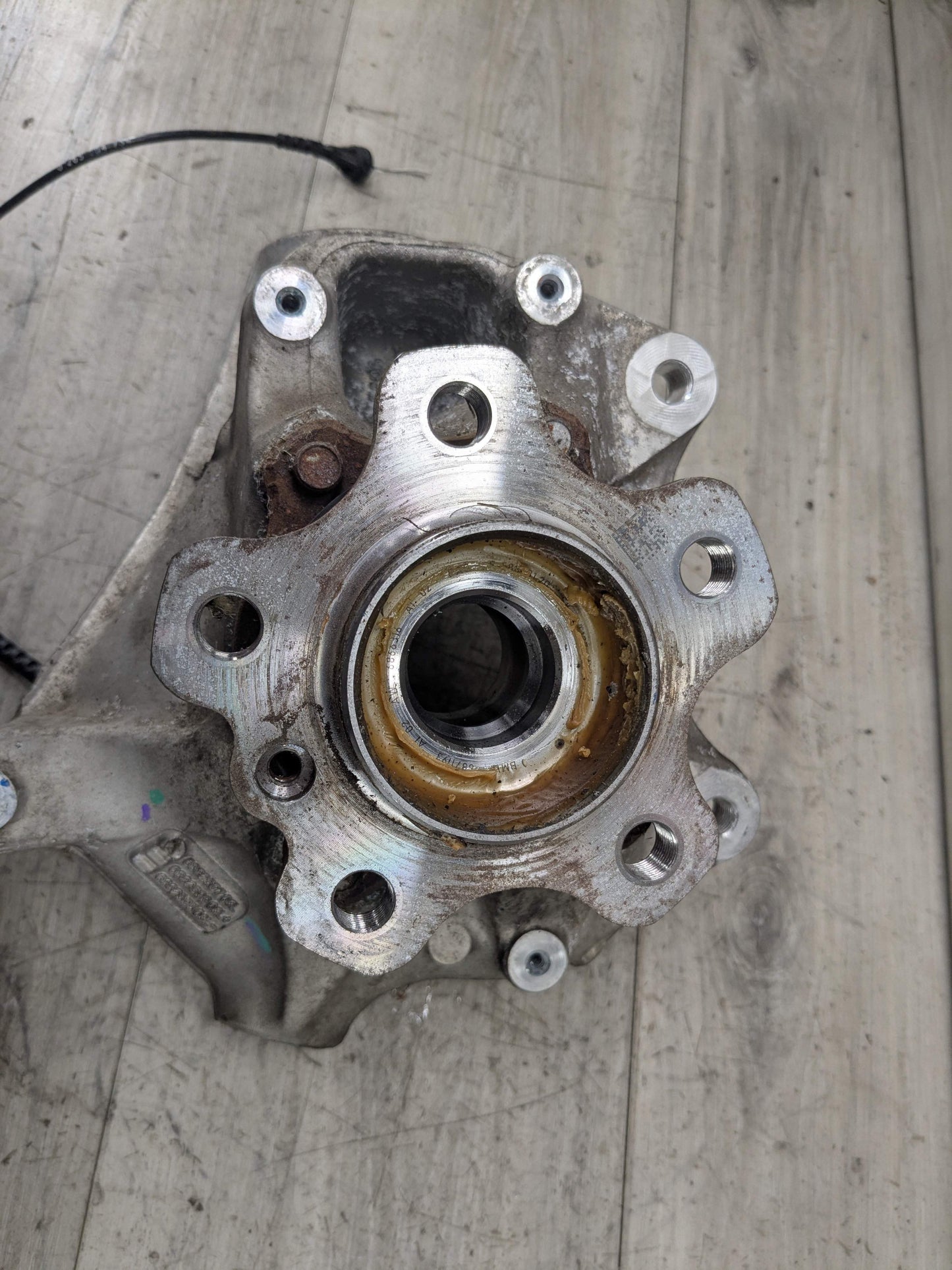 OEM BMW G01 G02 X3 X4 FRONT Left Driver Side Knuckle Spindle Wheel Hub Bearing