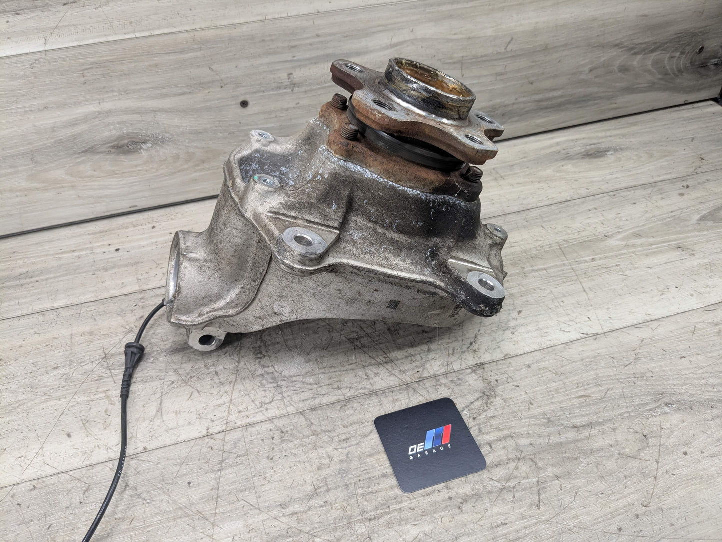 OEM BMW G01 G02 X3 X4 FRONT Right Passenger Knuckle Spindle Wheel Hub Bearing