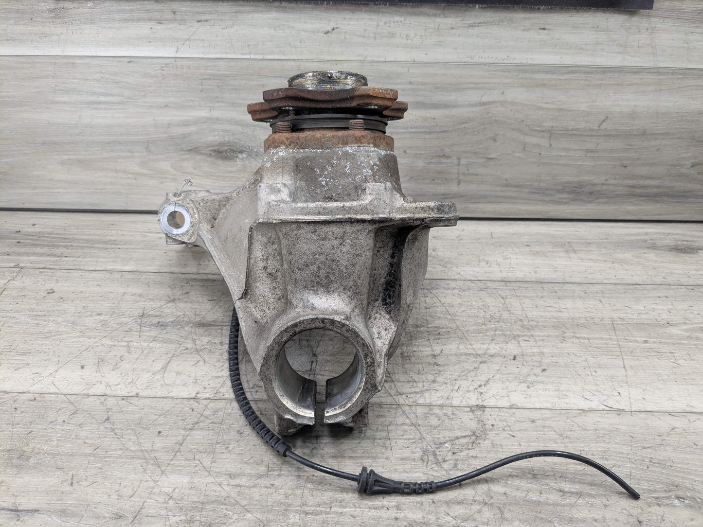OEM BMW G01 G02 X3 X4 FRONT Right Passenger Knuckle Spindle Wheel Hub Bearing