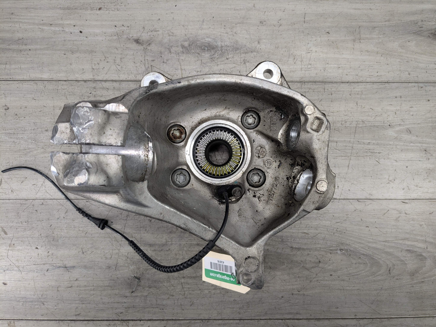 OEM BMW G01 G02 X3 X4 FRONT Right Passenger Knuckle Spindle Wheel Hub Bearing