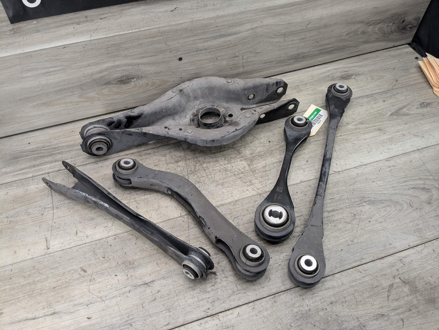 OEM BMW G20 G22 G23 G42 330 430 REAR Right Passenger Upper Lower Control Arm (5)