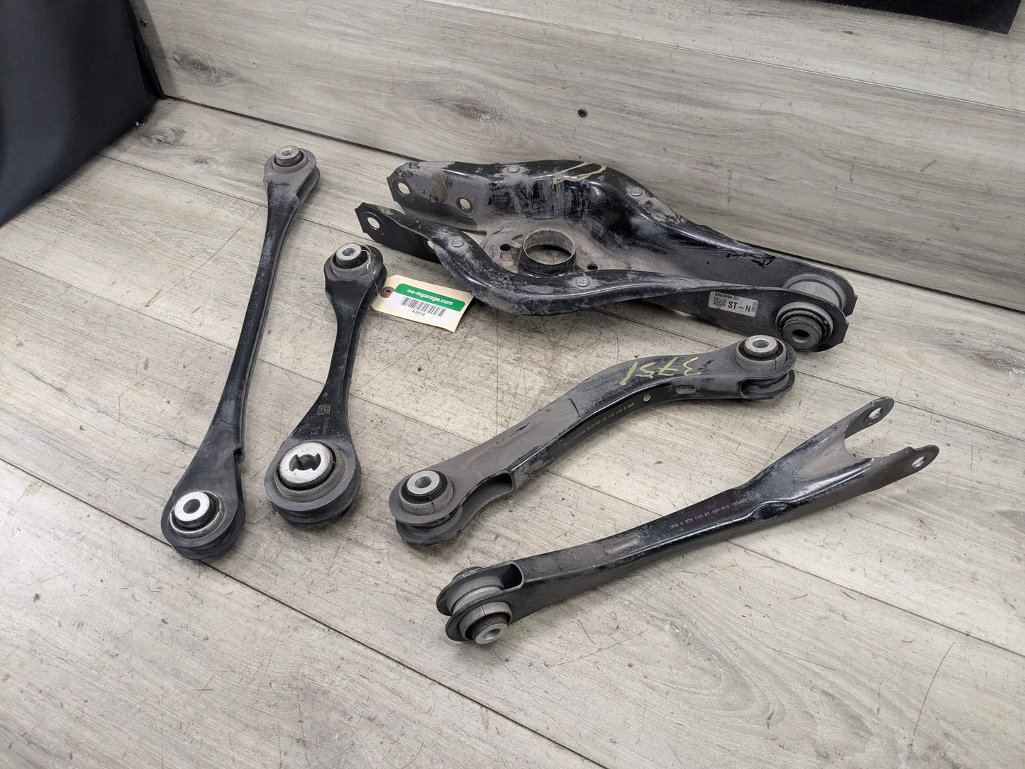 OEM BMW G20 G22 G23 G42 330 430 REAR Left Driver Upper Lower Control Arm SET (5)