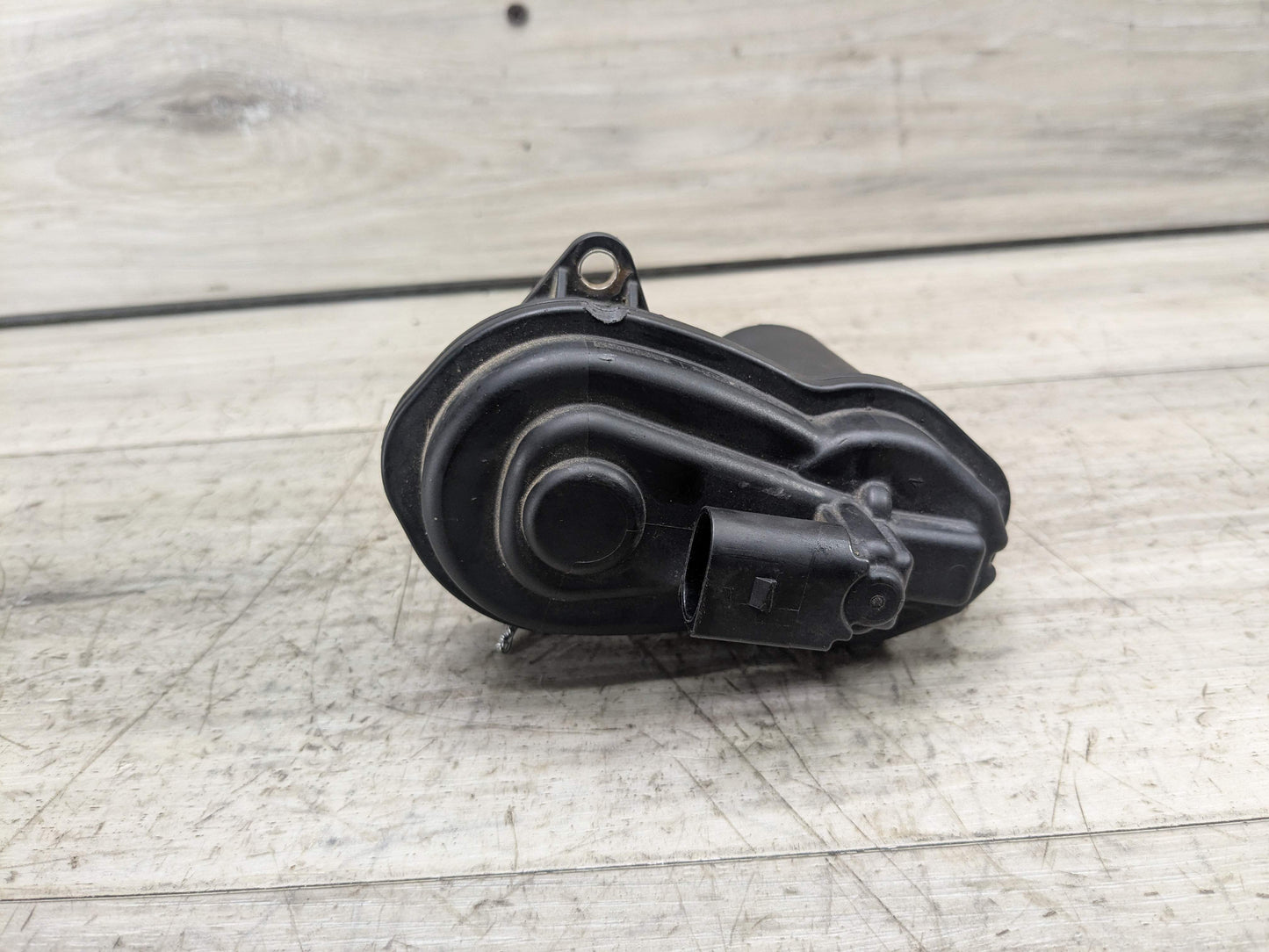 OEM BMW G20 G22 G26 G42 330 M340 430 440 REAR Left Right Brake Caliper Actuator