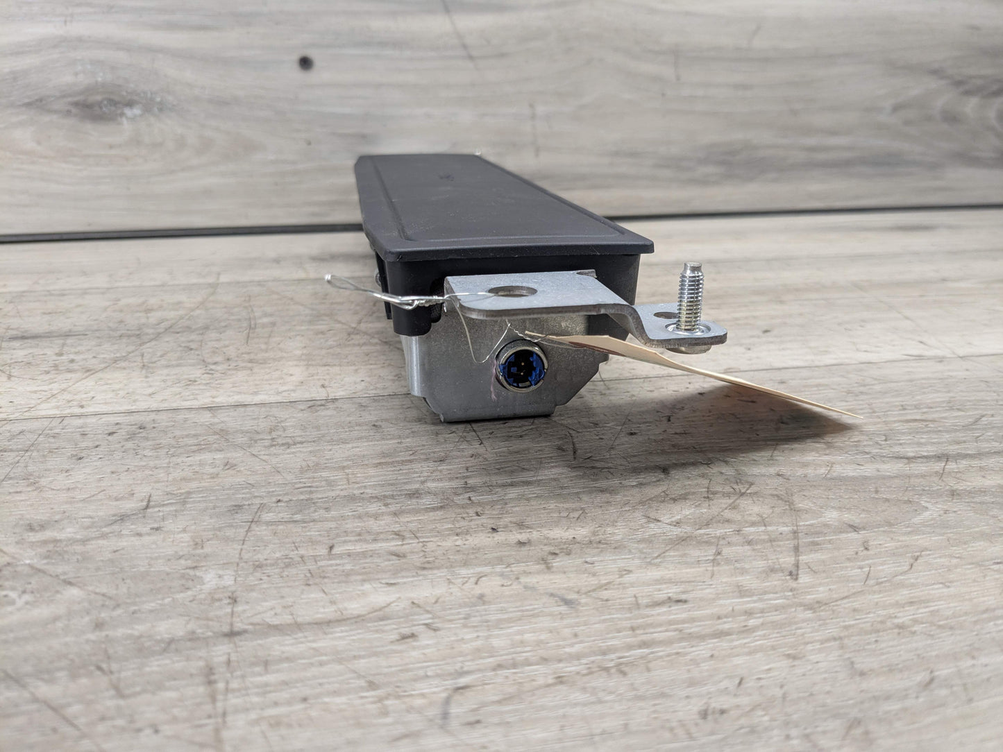 OEM BMW F22 F30 F32 F33 F36 F80 F82 F83 Front Left Driver Knee Lower Dash Airbag