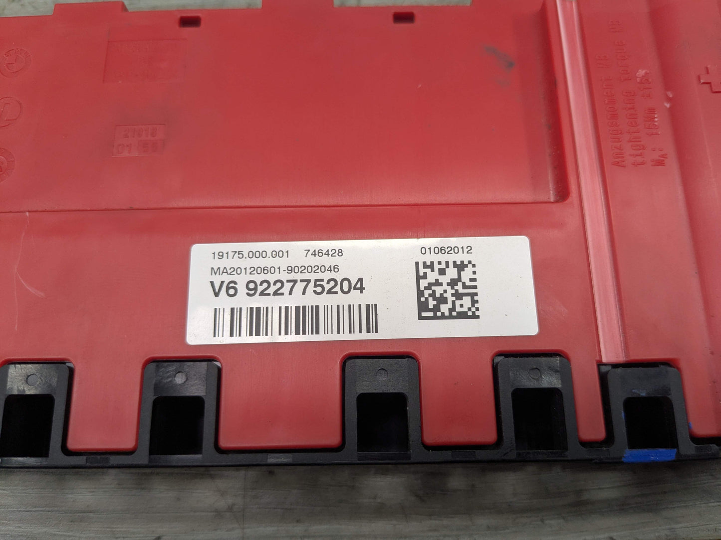 OEM BMW F22 F30 F32 F36 F80 F82 Positive Battery Distributor B+ Power Fuse Box