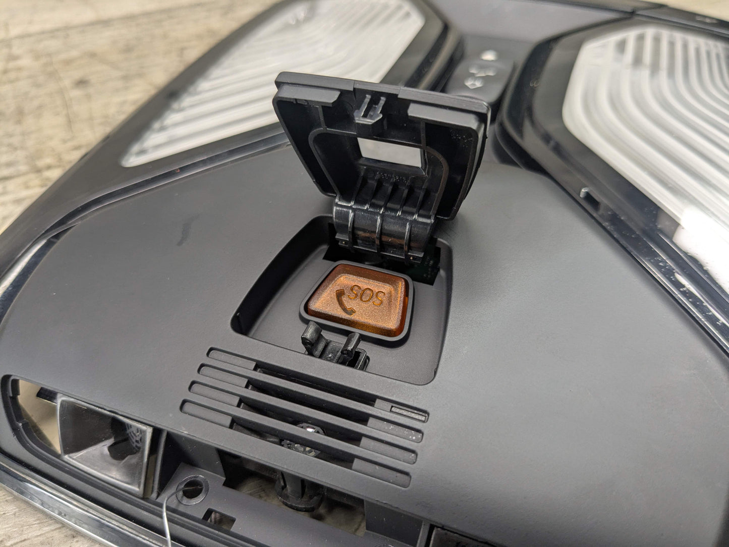 OEM BMW F97 G01 G05 G20 G30 Headliner Console Dome Light Control Roof Module