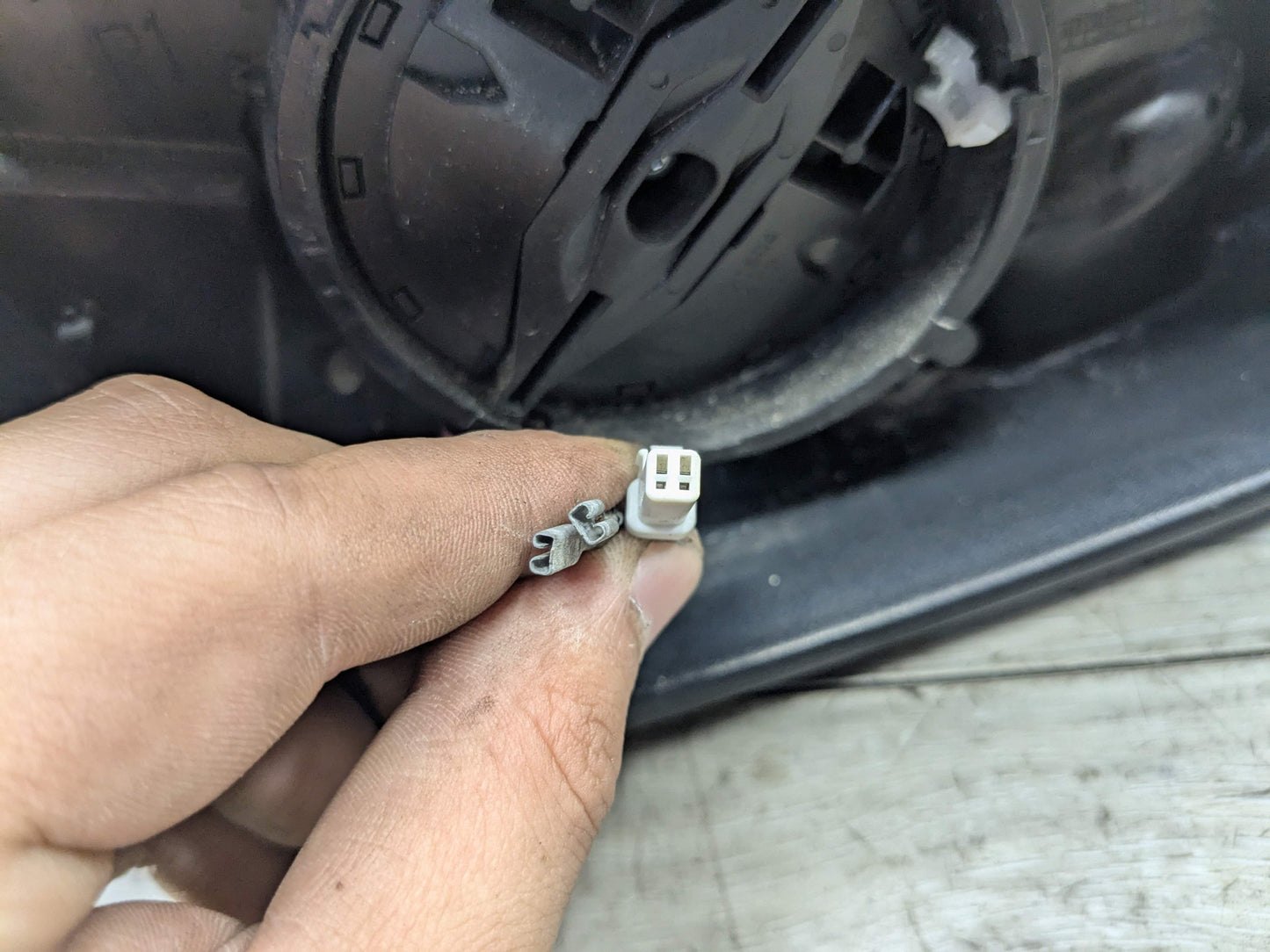 12-15 OEM BMW F30 F31 328 335 Right Passenger Side Mirror Heated Auto Dip Gray