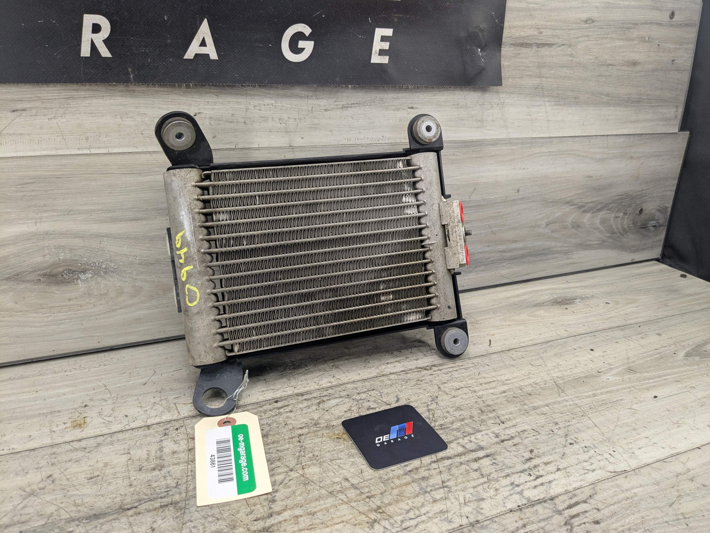 12-15 OEM BMW F22 F30 F32 F34 F36 Engine Oil Cooler Radiator Passenger Right*