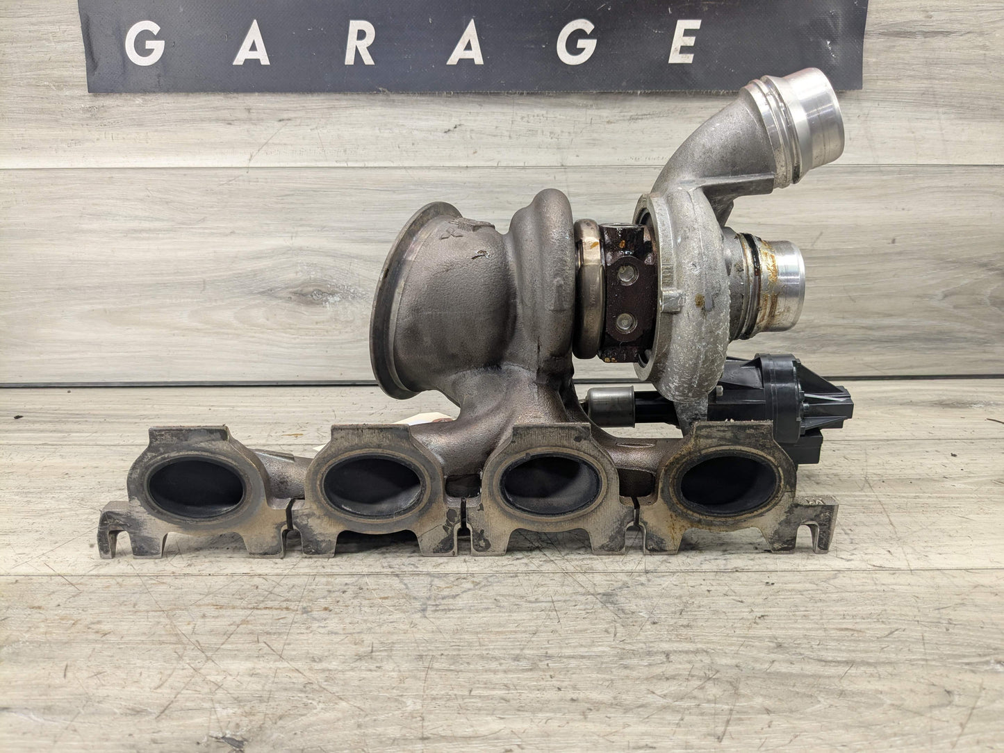 OEM BMW F22 F30 F32 F36 G01* G30* 330 430 X3 Engine B46 Turbo Charger w Manifold