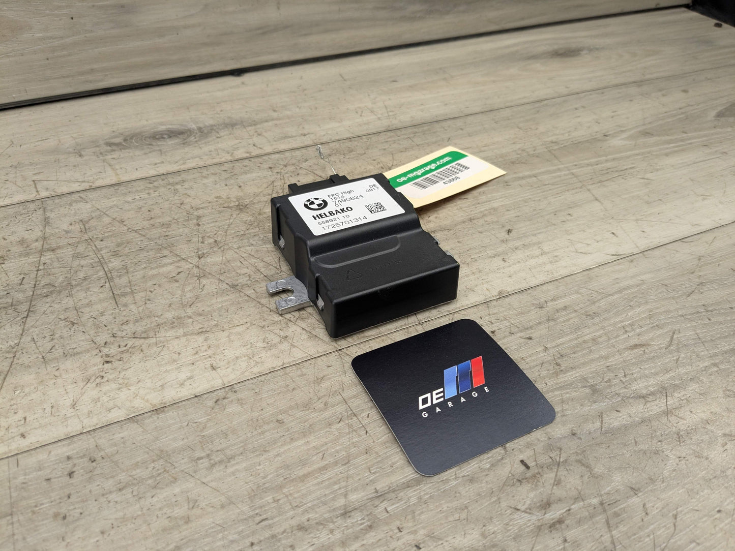 OEM BMW G01 G05 G20 G22 G23 G26 G30 G80 G82 X3 X5 M3 M4 Fuel Pump Control Module