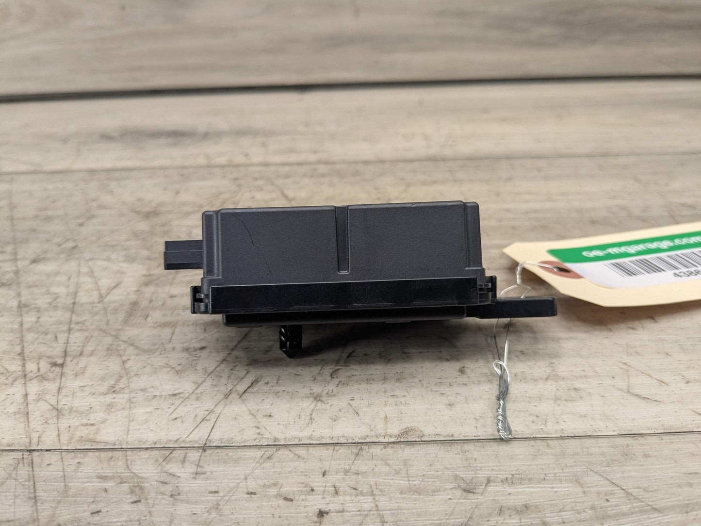 OEM BMW G12 G30 F90 X3 X4 X5 X6 740 Radio Remote Control Receiver Module Unit