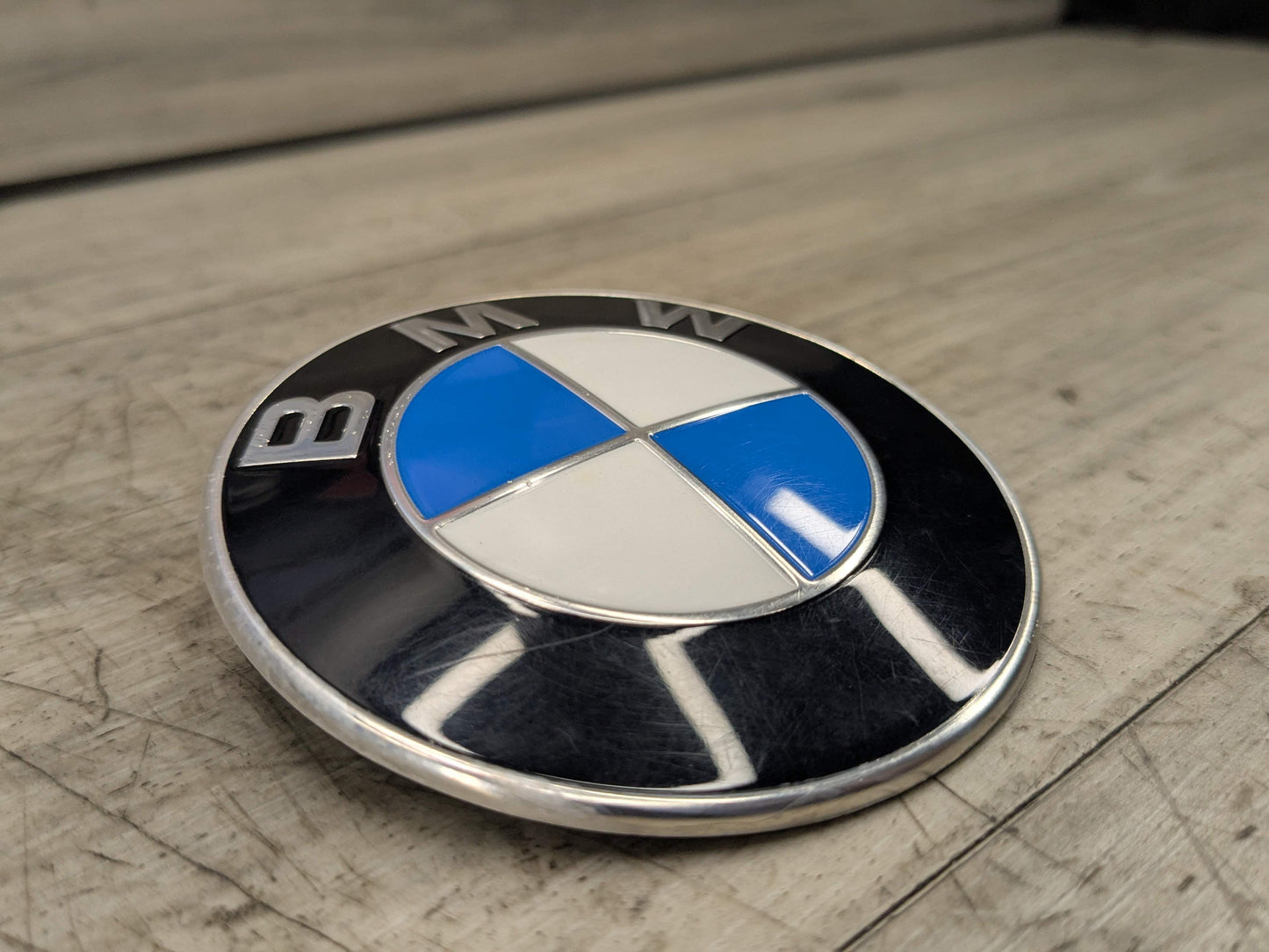 OEM BMW G01 G05 G20 G30 X3 X5 Hood Trunk Liftgate Emblem Badge Symbol Logo 82mm