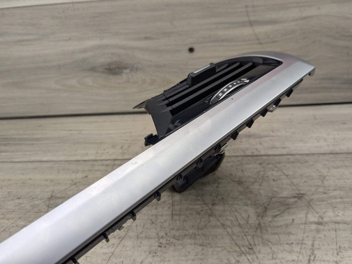 18-21 OEM BMW G01 G02 X3 X4 Dashboard Right Passenger Air Vent Grille w/ Trim