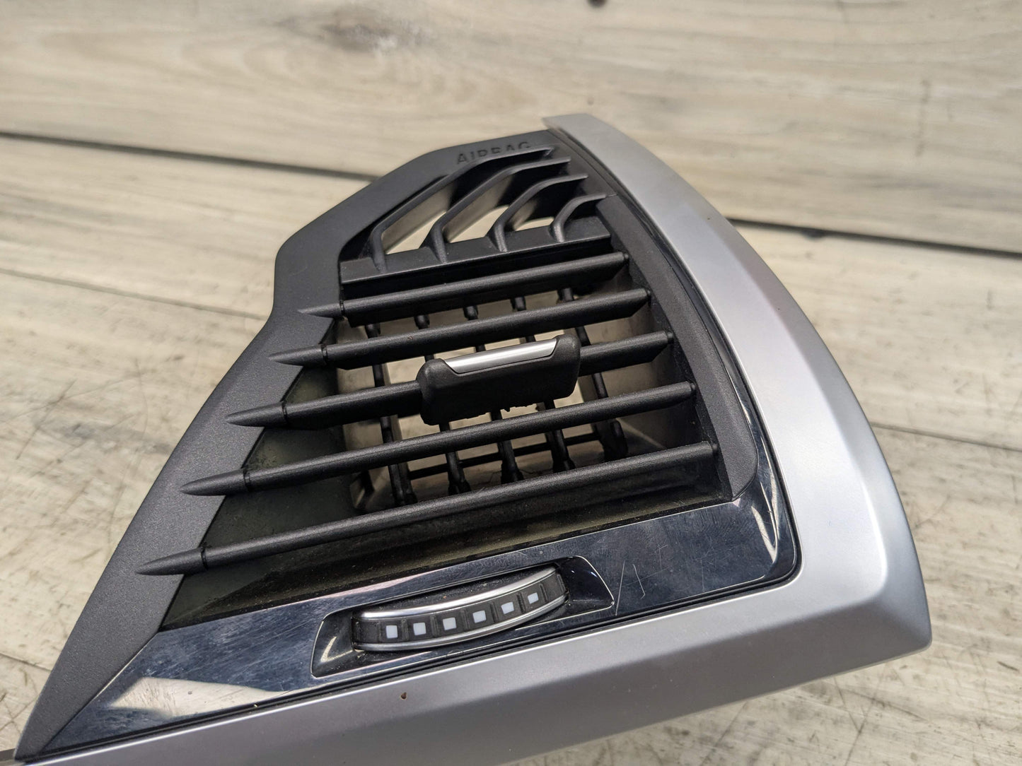 18-21 OEM BMW G01 G02 X3 X4 Dashboard Right Passenger Air Vent Grille w/ Trim