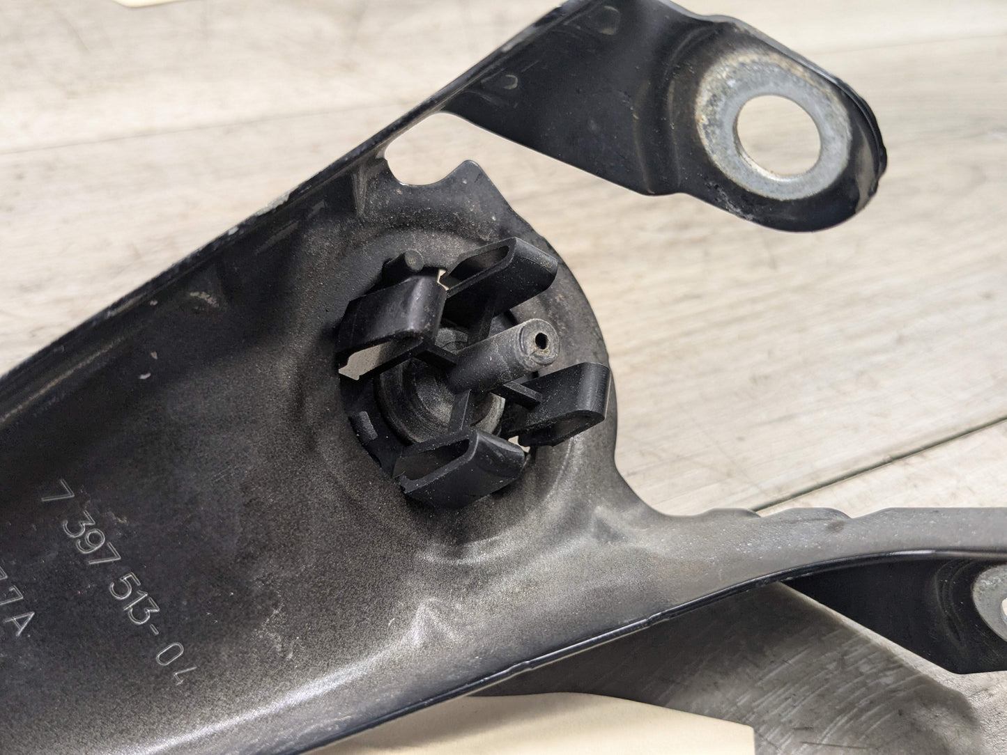 18-24 OEM BMW G01 G02 F97 F98 X3 X4 Left Driver Fender Wing Holder Bracket SET