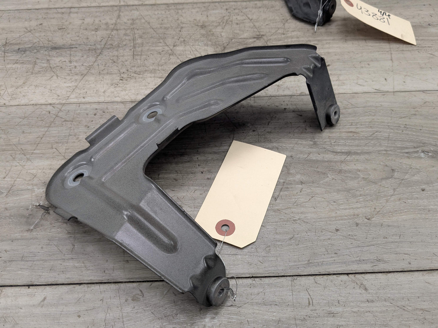 18-24 OEM BMW G01 G02 F97 X3 X4 Right Passenger Fender Wing Holder Bracket SET