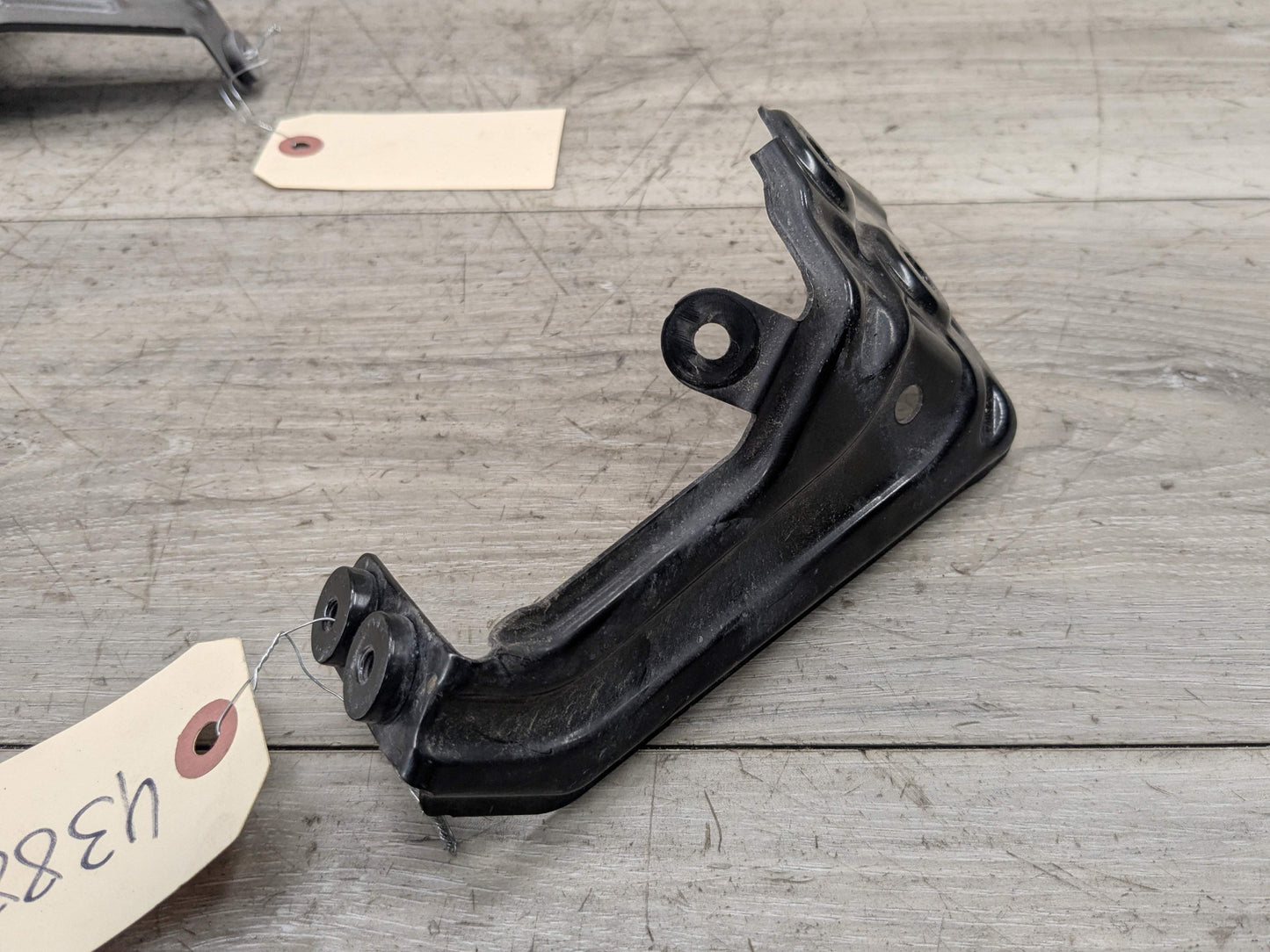 18-24 OEM BMW G01 G02 F97 X3 X4 Right Passenger Fender Wing Holder Bracket SET