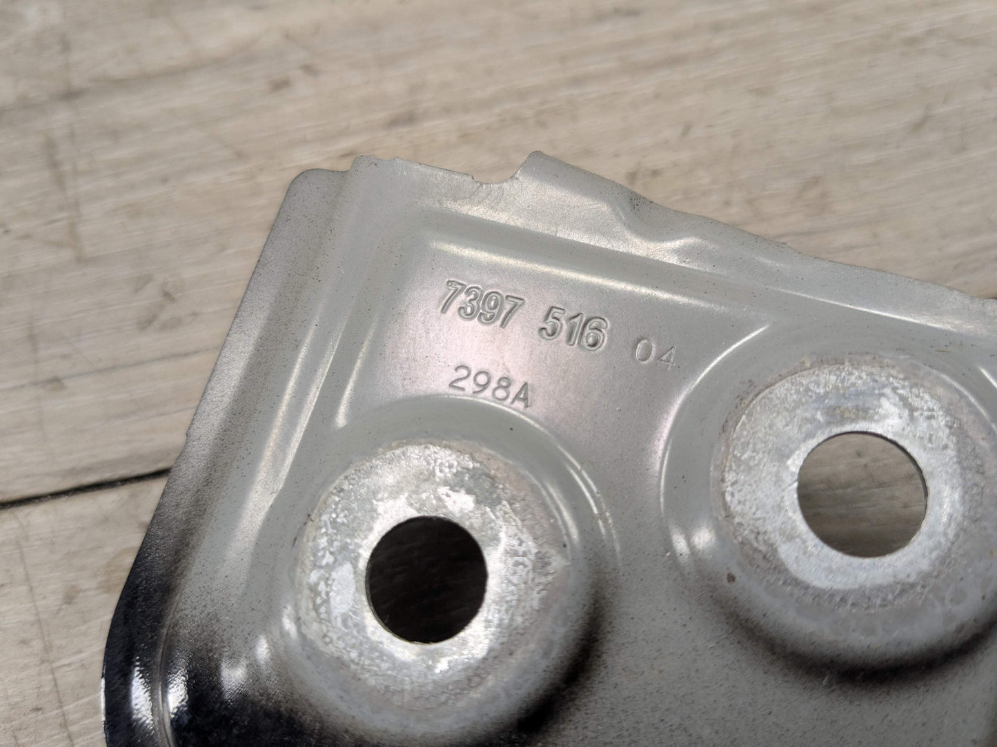 18-24 OEM BMW G01 G02 F97 X3 X4 Right Passenger Fender Wing Holder Bracket SET