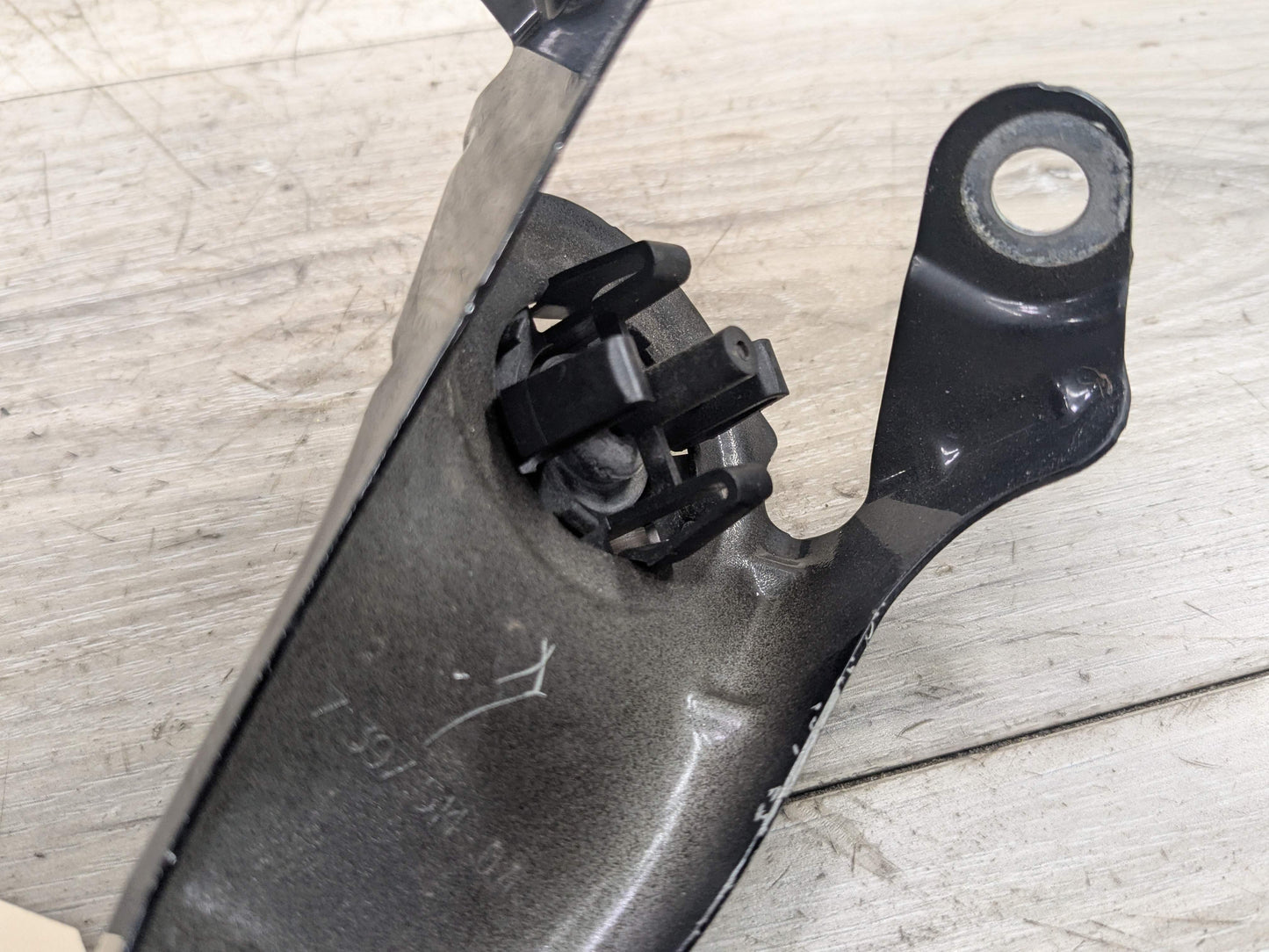 18-24 OEM BMW G01 G02 F97 X3 X4 Right Passenger Fender Wing Holder Bracket SET