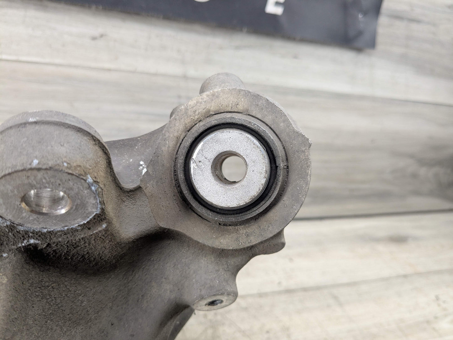 OEM BMW G01 X3 30i 30iX M40iX REAR Right Passenger Knuckle Hub Spindle Bearing