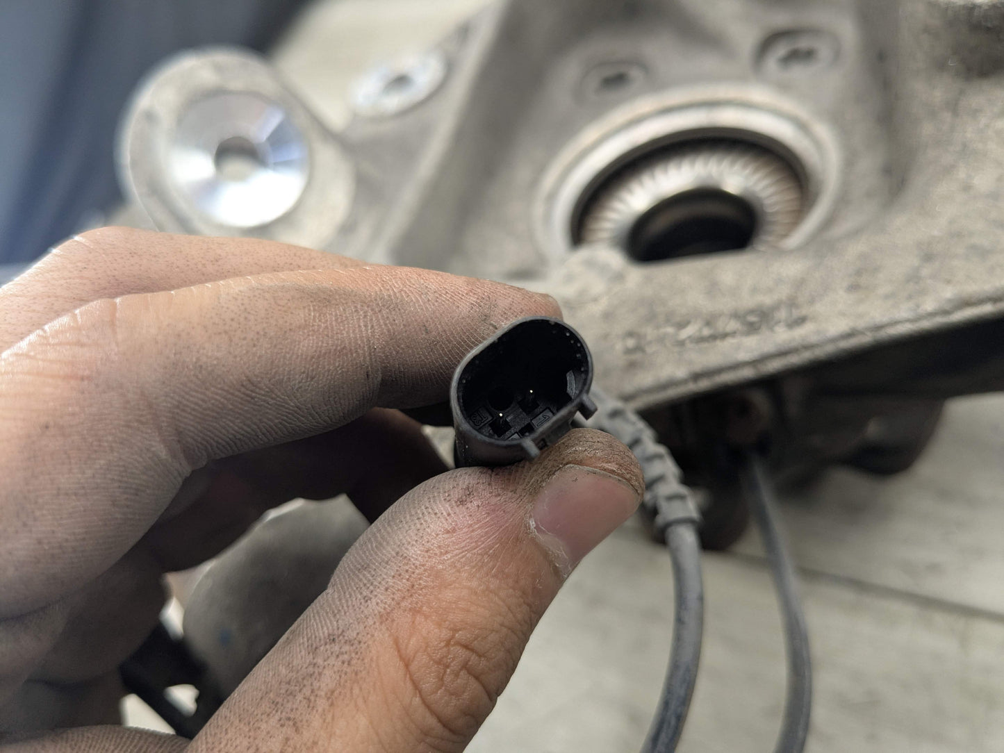 OEM BMW G01 X3 30i 30iX M40iX REAR Left Driver Knuckle Wheel Hub Spindle Bearing