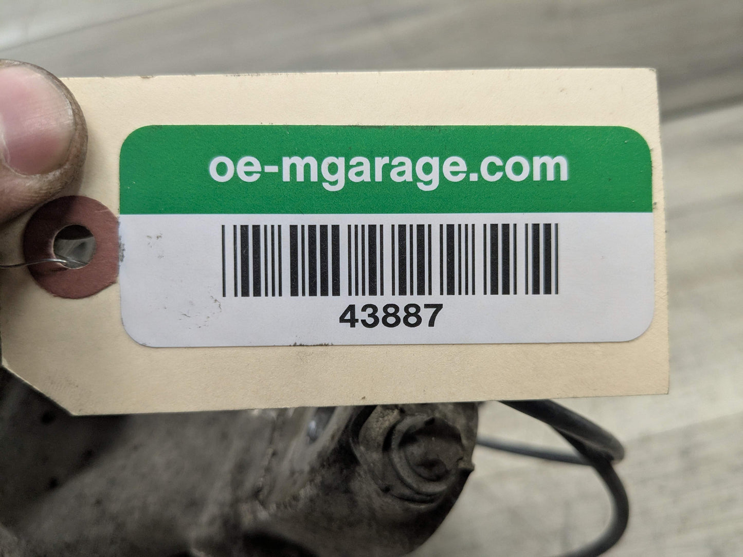 OEM BMW G01 X3 30i 30iX M40iX REAR Left Driver Knuckle Wheel Hub Spindle Bearing