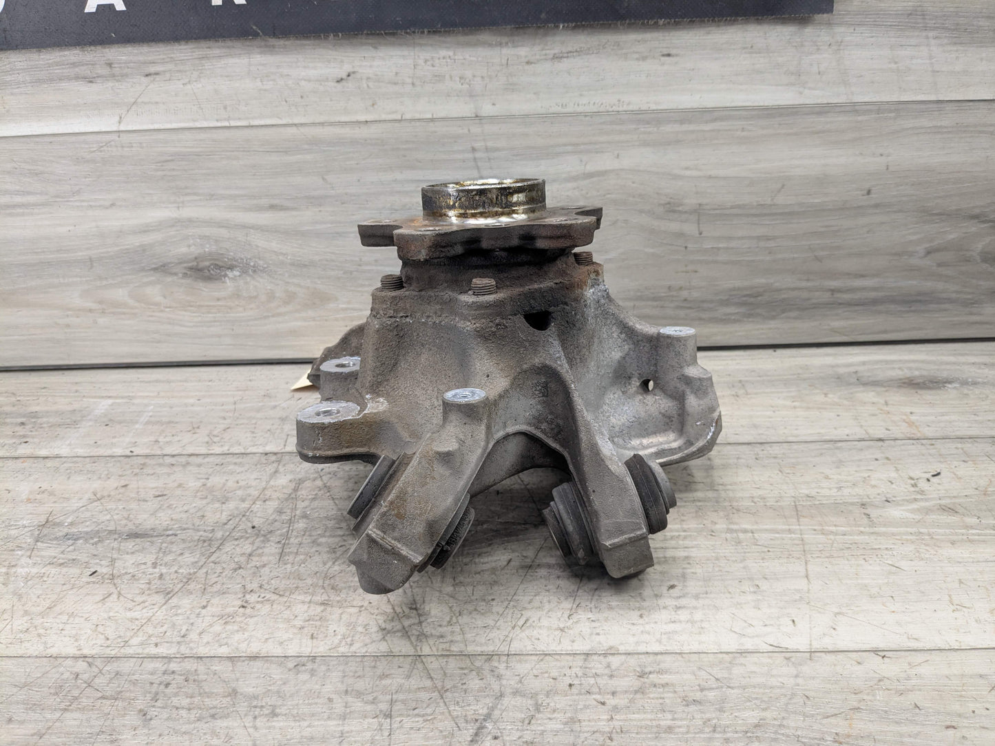 OEM BMW G01 X3 30i 30iX M40iX REAR Left Driver Knuckle Wheel Hub Spindle Bearing