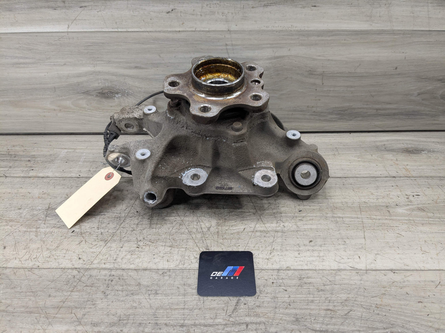 OEM BMW G01 X3 30i 30iX M40iX REAR Left Driver Knuckle Wheel Hub Spindle Bearing