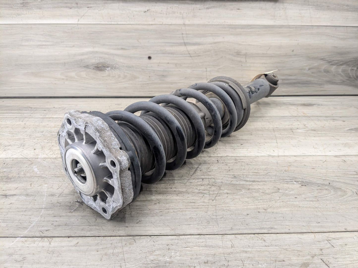 18-24 OEM BMW G01 X3 30i 30iX REAR Left or Right Spring Strut Shock Absorber