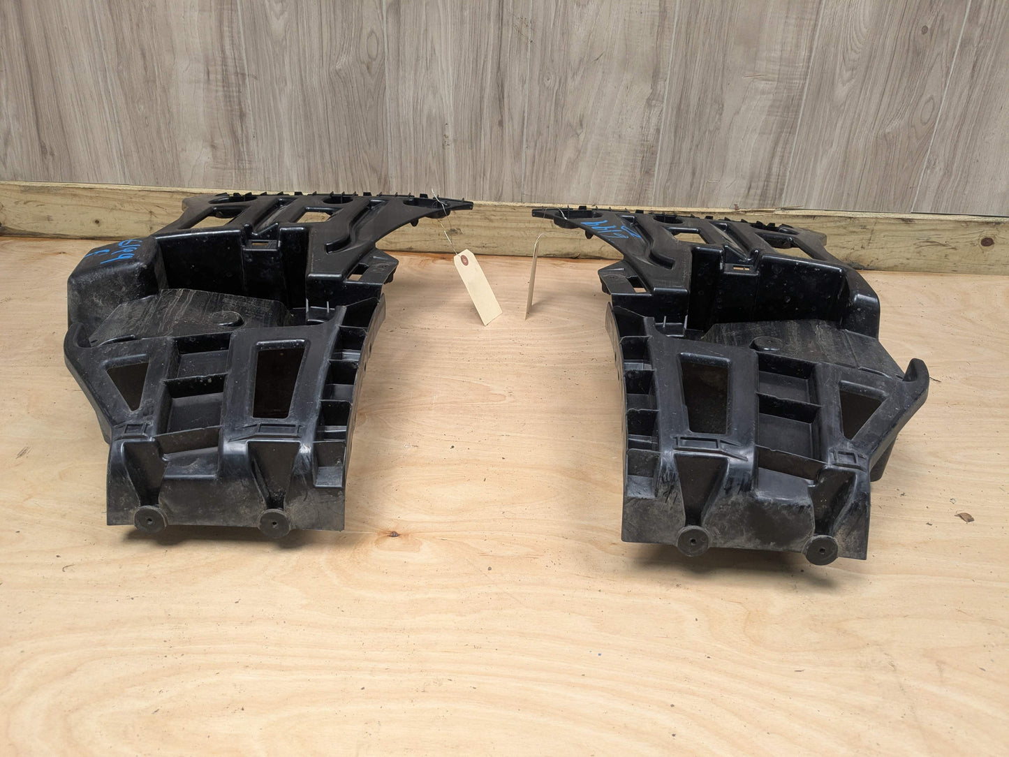 16-22 OEM BMW F48 X1 Rear Bumper Left Right Side Bracket Mount Support PAIR