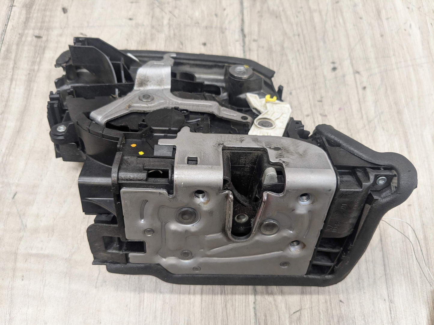 OEM BMW F15 F16 F48 F85 G12* I01 FRONT Right Passenger Door Lock Latch Actuator