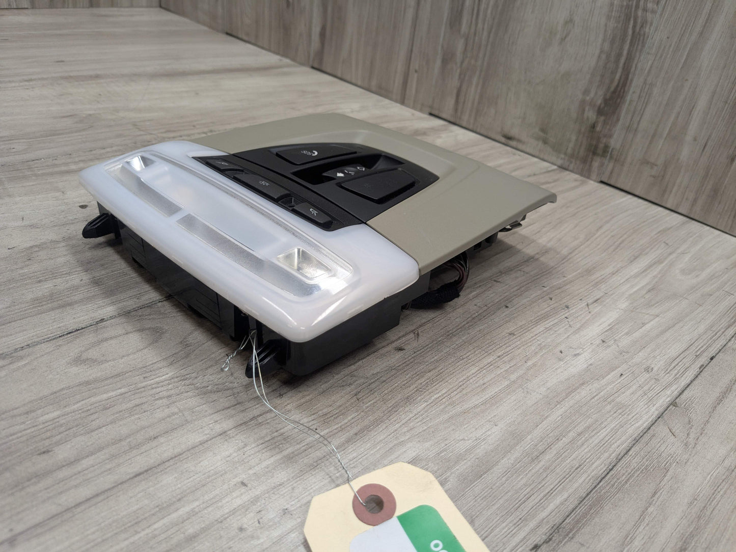 OEM BMW F22 F30 F32 F36 F80 F82 M4 Headliner Roof Console Dome Light SOS Switch