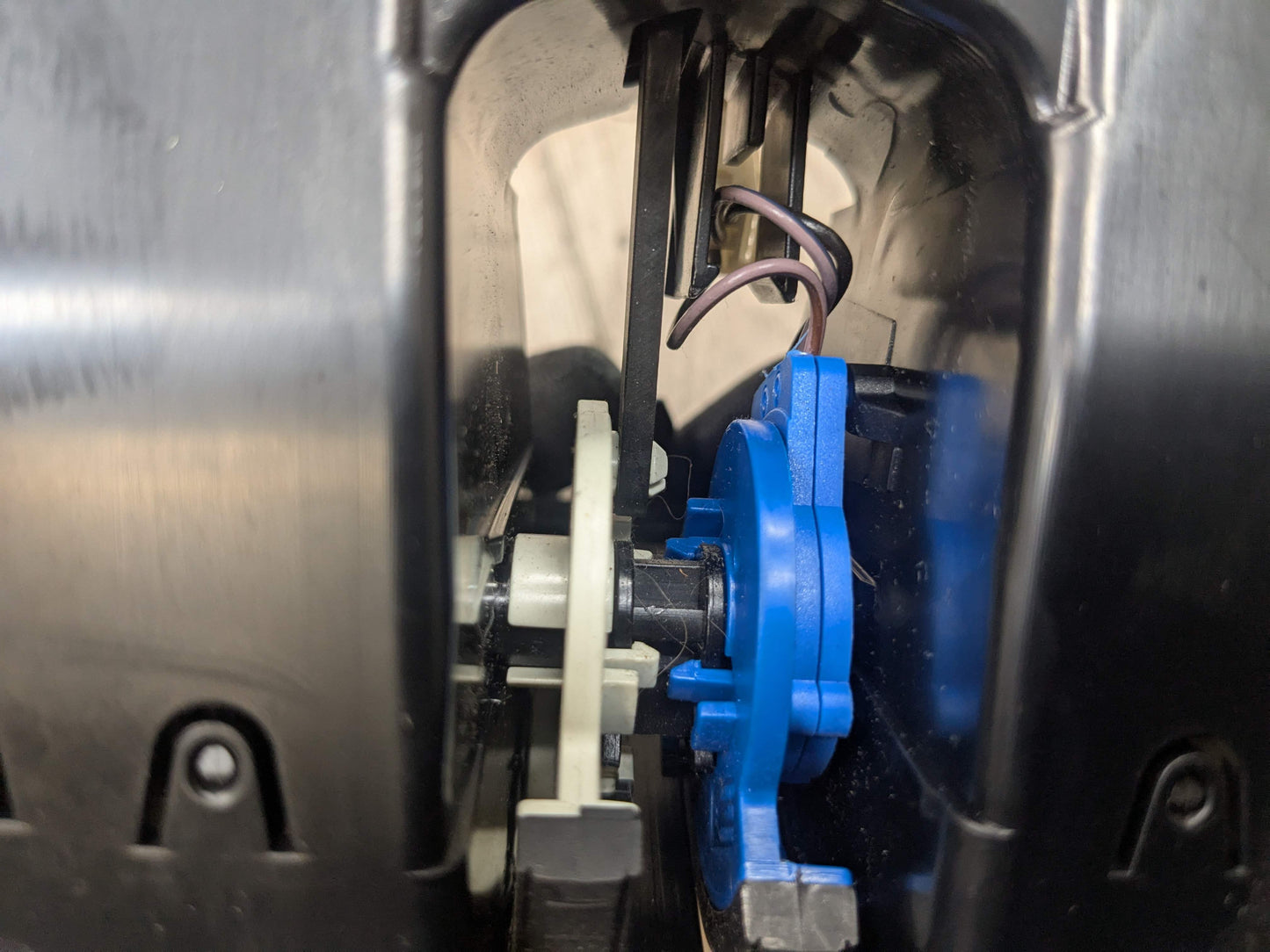 OEM BMW F22 F30 F32 F36 F80 F82 M3 M4 Rear AC Air Vent Trim Cover Panel Black