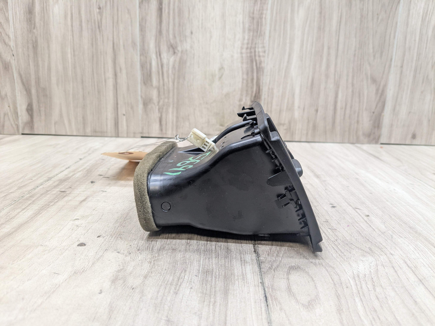 OEM BMW F22 F30 F32 F36 F80 F82 M3 M4 Rear AC Air Vent Trim Cover Panel Black