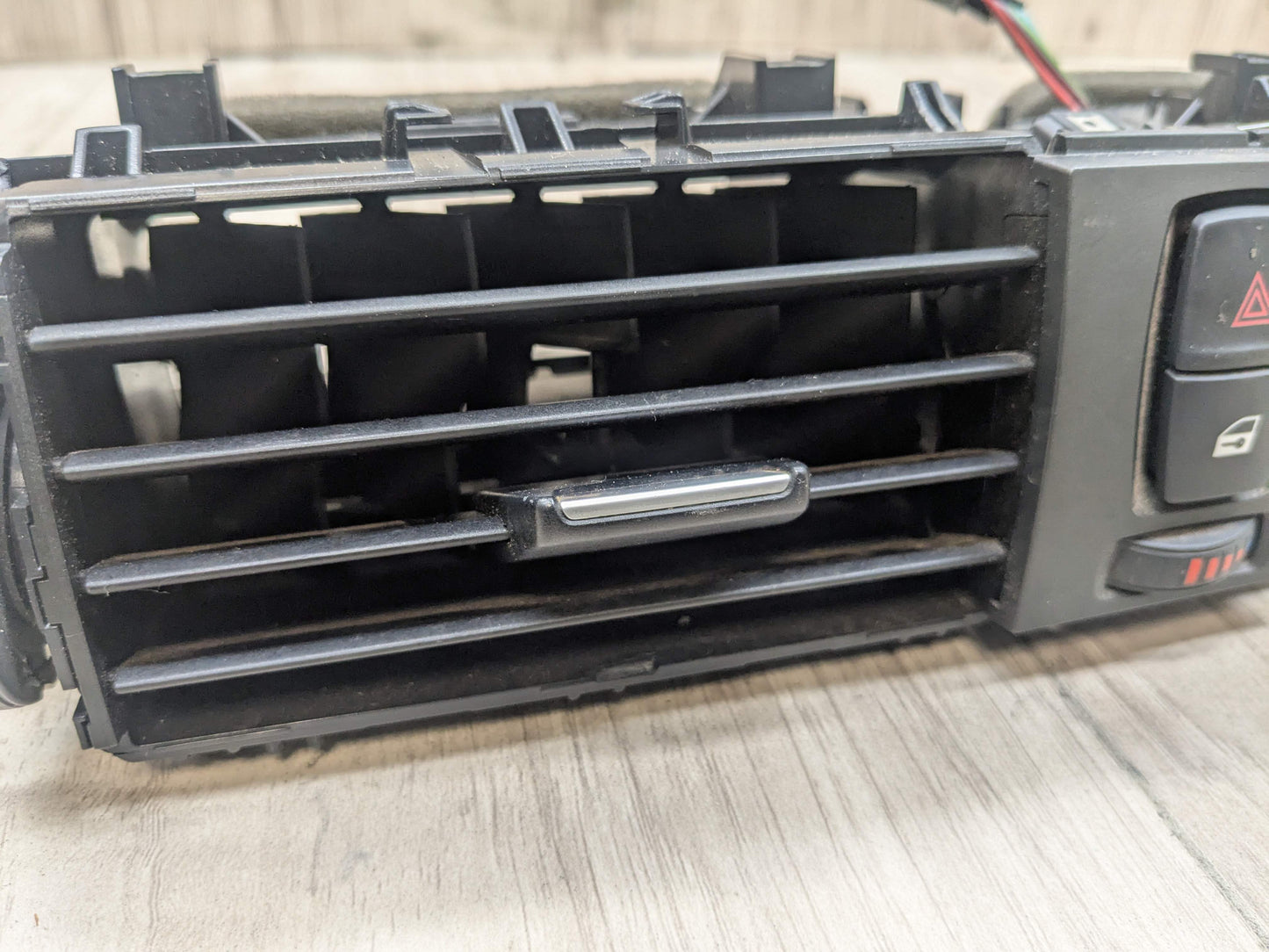 OEM BMW F30 F32 F33 F36 F80 F82 F83 M3 M4 Front Dash Central AC Air Vent Grille