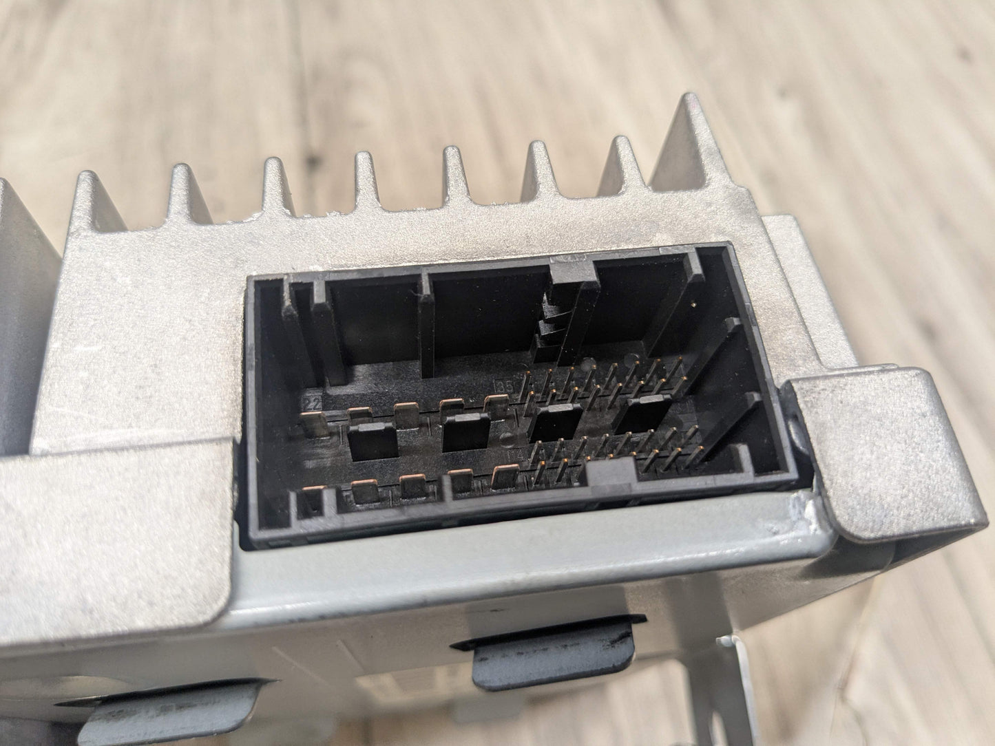 12-15 OEM BMW F30 328 335 Hybrid 3 Sedan Hi-Fi HiFi Stereo Audio Amplifier AMP