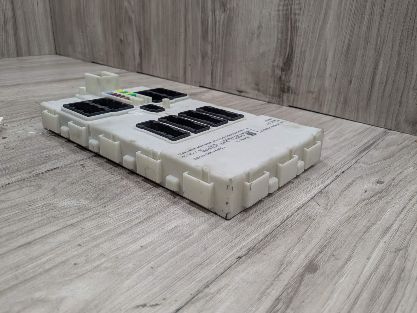 OEM BMW F22 F23 F30 F32 F33 F36 F80 F82 F83 Body Control Junction Box Module FEM