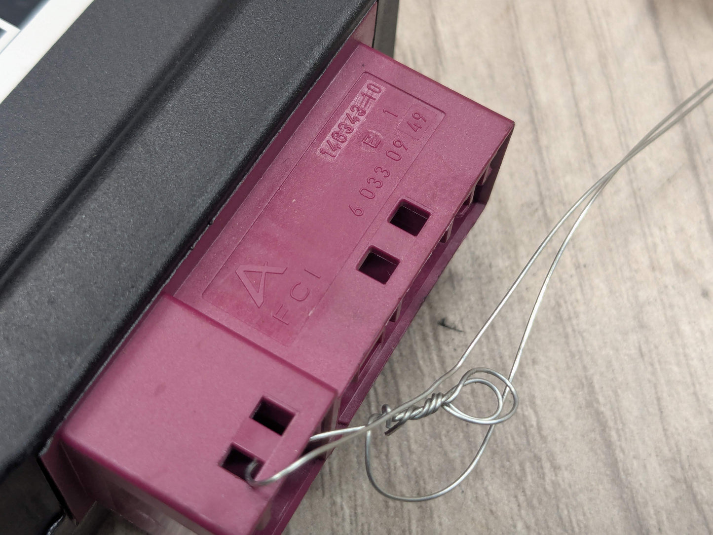 OEM BMW F02 F10 F22 F30 F36 N20 N55 Helbako Fuel Pump Relay Control Module EKPM3