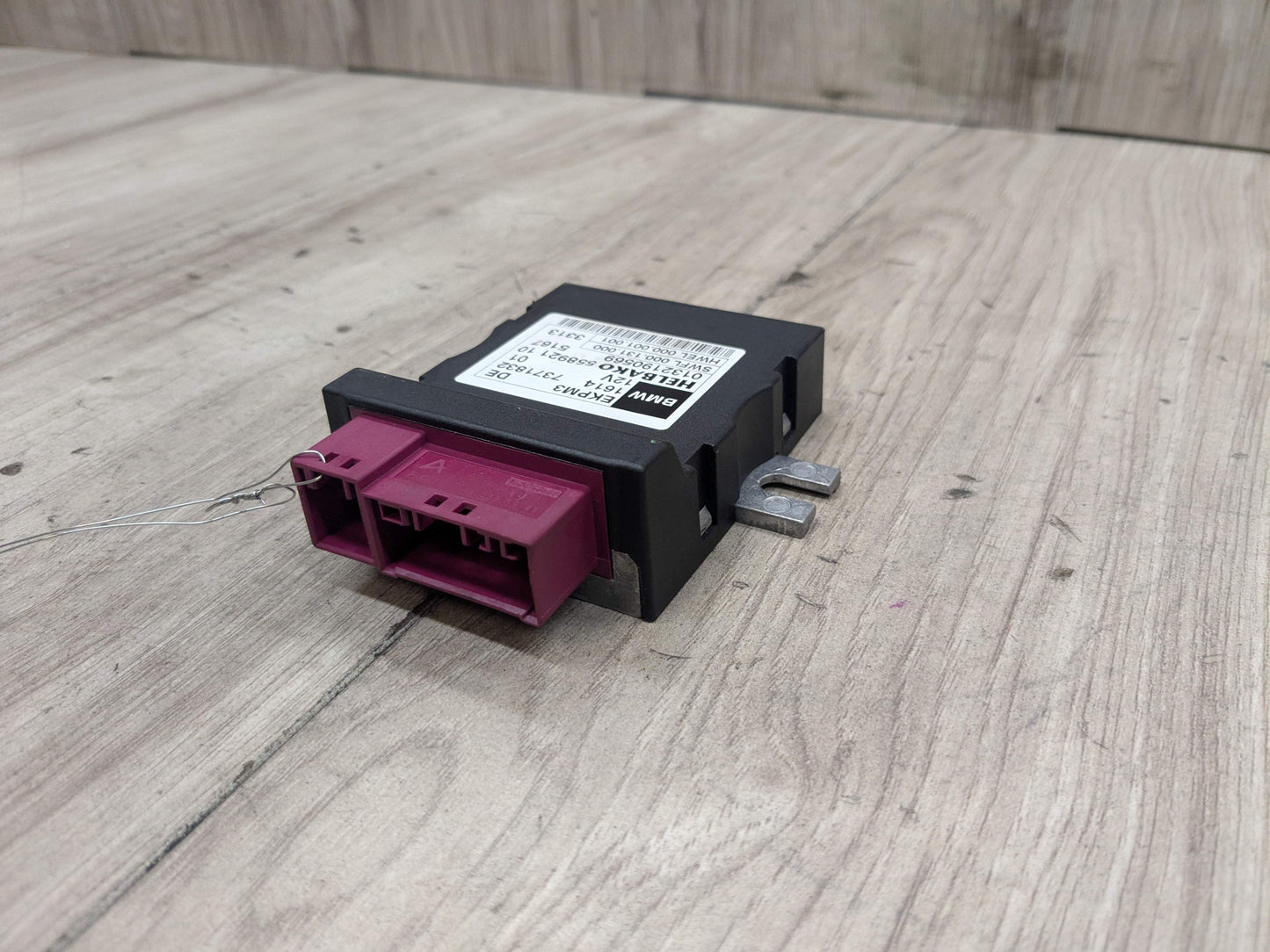 OEM BMW F02 F10 F22 F30 F36 N20 N55 Helbako Fuel Pump Relay Control Module EKPM3