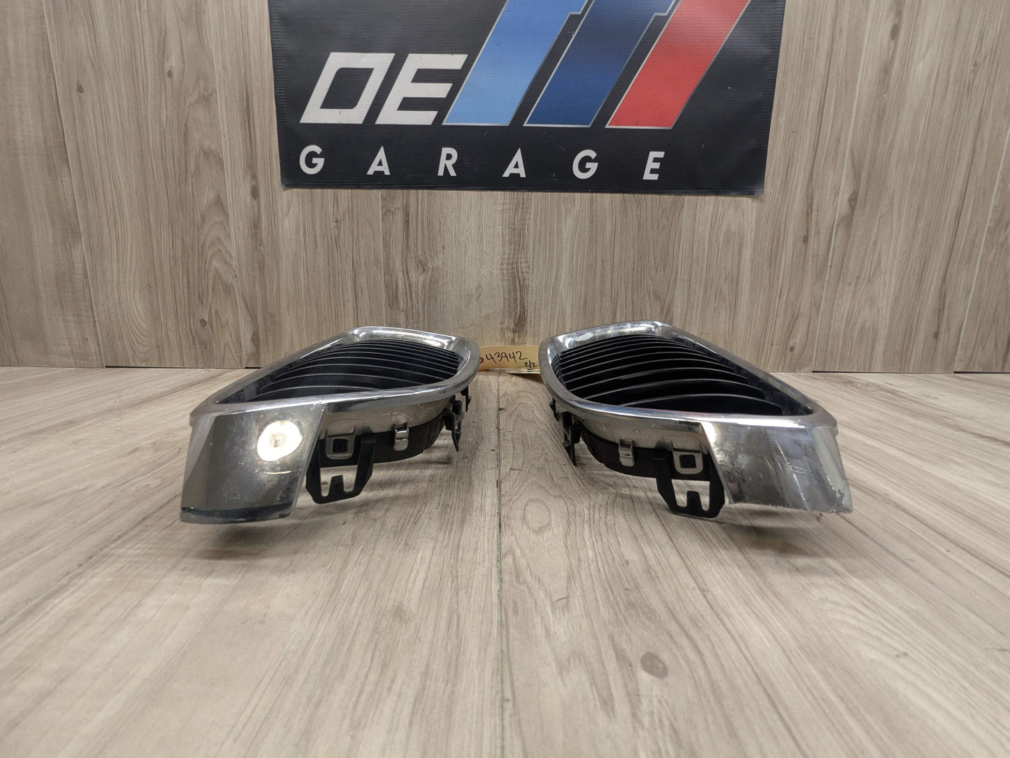 OEM BMW F30 F31 328 330 335 340 Front Left Right Upper Bumper Kidney Grilles SET