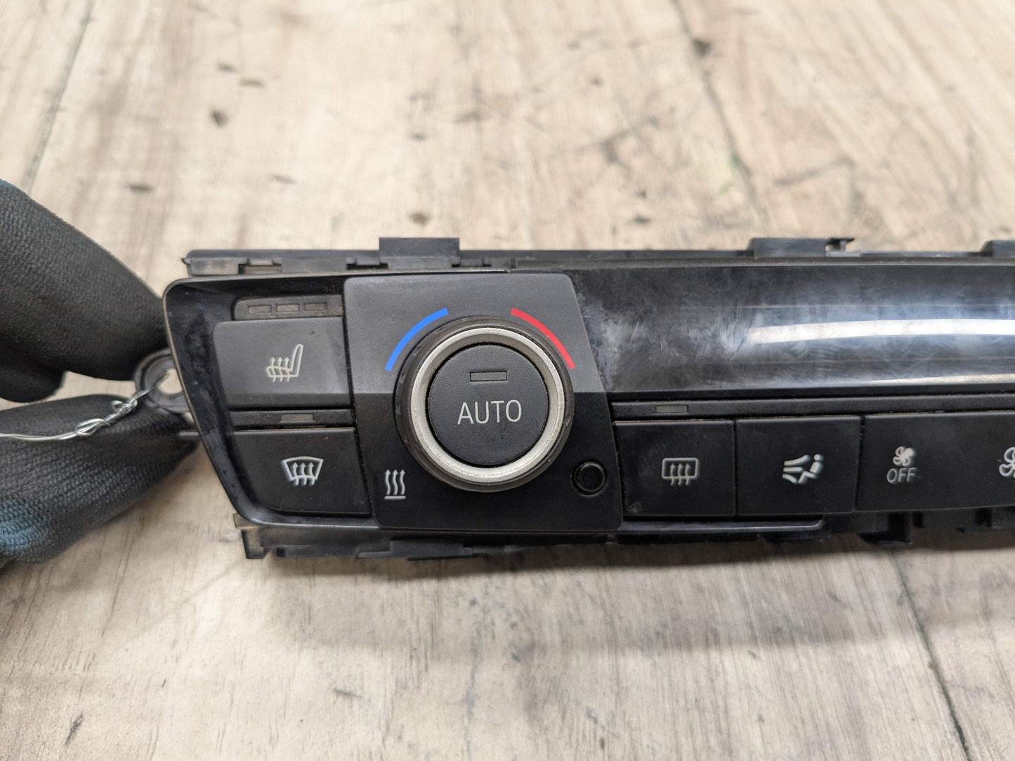 *PRE-LCI OEM BMW F22 F30 F32 328 335 428 AC Heater Control Panel Button Switch