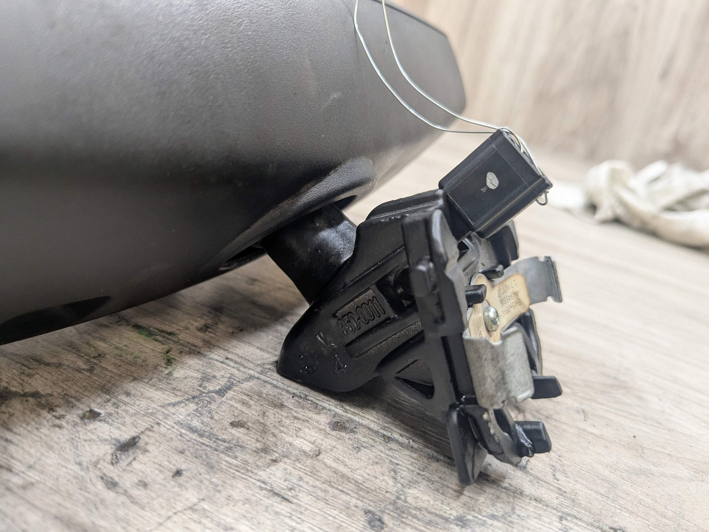 OEM BMW F30 F32 F36 F80 M4 Homelink Compass Auto Dip Rear View Interior Mirror