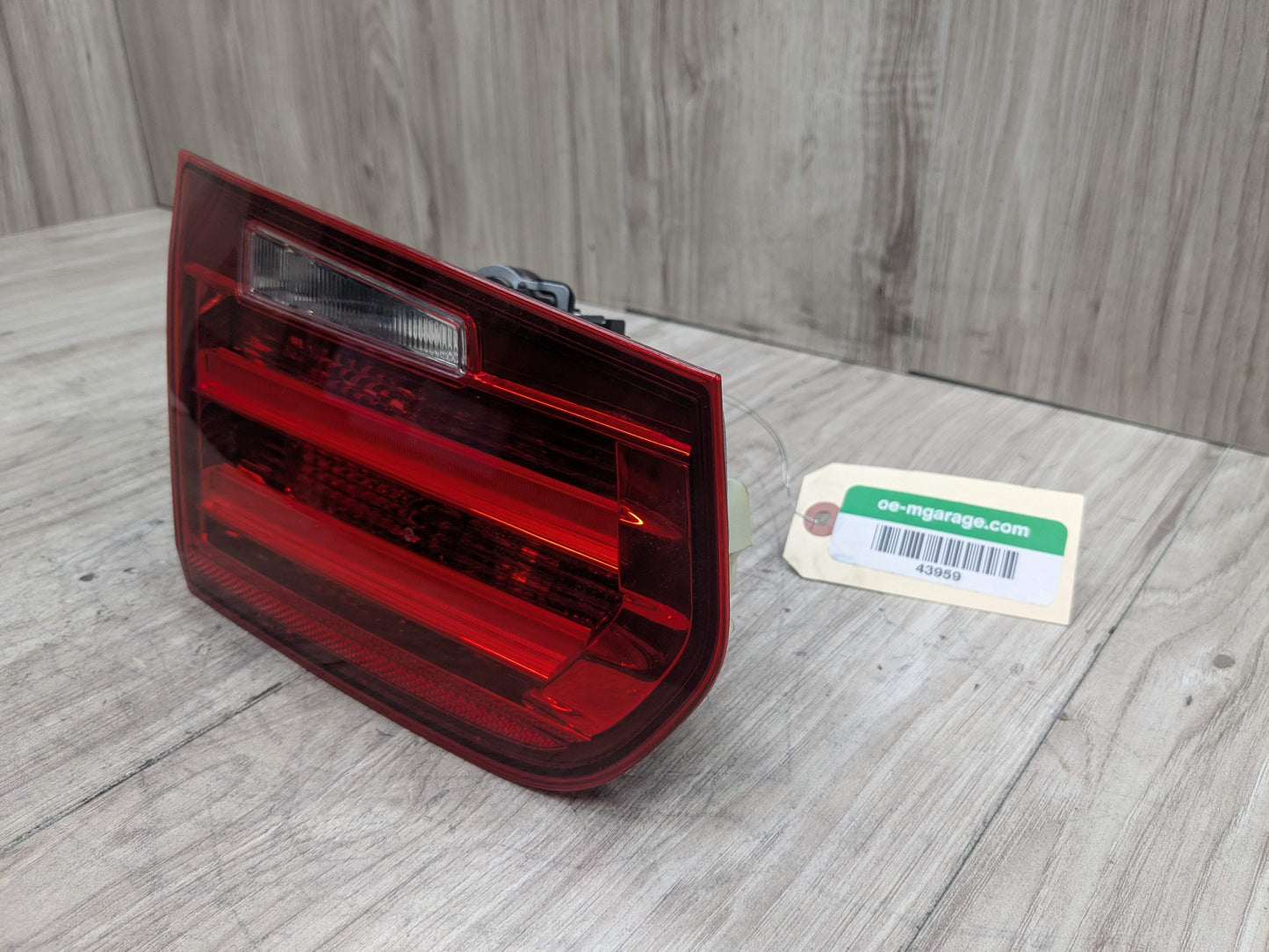 12-15 OEM BMW F30 F80 328 335 M3 Rear Left Driver Side Inner Tail Light Lamp