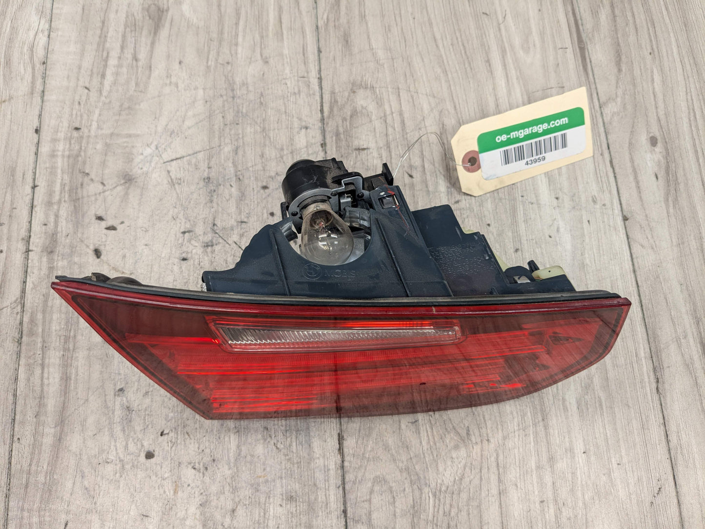 12-15 OEM BMW F30 F80 328 335 M3 Rear Left Driver Side Inner Tail Light Lamp