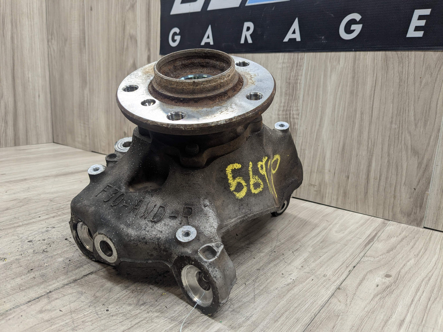 OEM BMW F22 F30 F32 F33 AWD Front Right Passenger Spindle Hub Carrier Knuckle