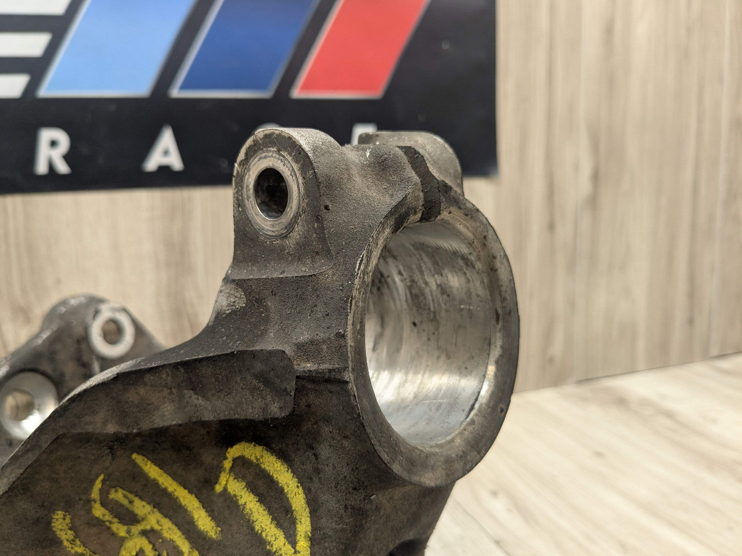 OEM BMW F22 F23 F30 F32 F33 AWD Front Left Driver Spindle Hub Carrier Knuckle