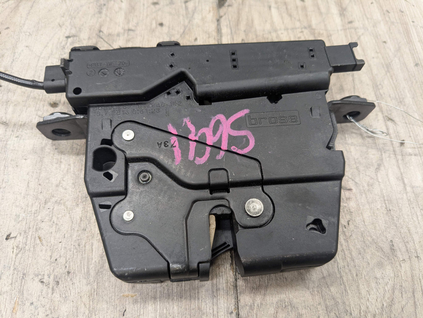 OEM BMW F06 F10 F13 F30 F32 F80 F82 Rear Trunk Lid Latch Lock Opener Actuator