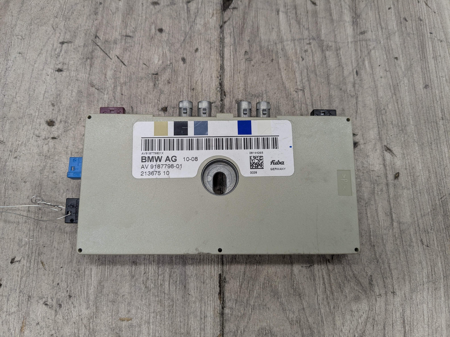 07-13 OEM BMW E93 Convertible Radio Diversity Antenna Amplifier Module Unit