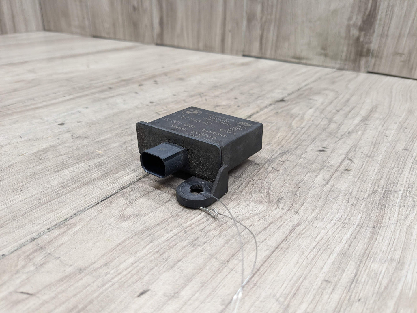 OEM BMW E70 E90 E92 X5 Trigger Transmitter Tire Pressure Monitor Sensor TPMS RDC